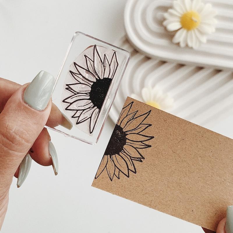 مهر ژلاتینی کد 663 ( گل آفتاب گردون )