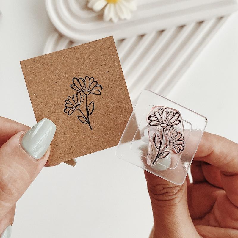 مهر ژلاتینی کد 664 ( گل بابونه )