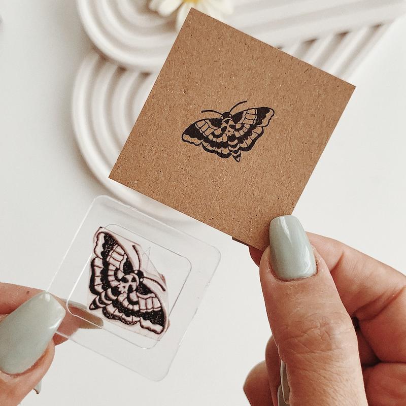 مهر ژلاتینی کد 674 ( پروانه )