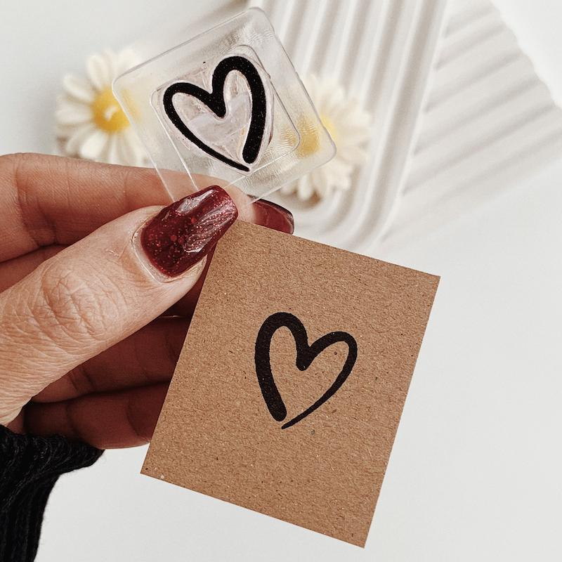 مهر ژلاتینی کد 752 ( قلب )