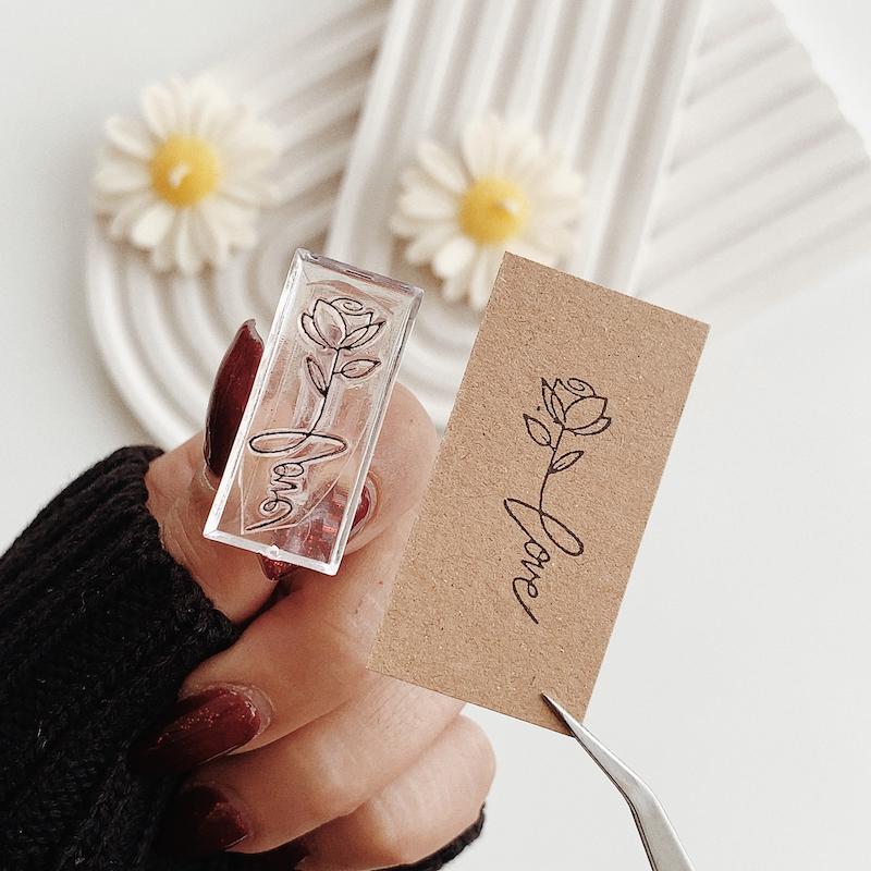 مهر ژلاتینی کد 762 ( گل و لاو )