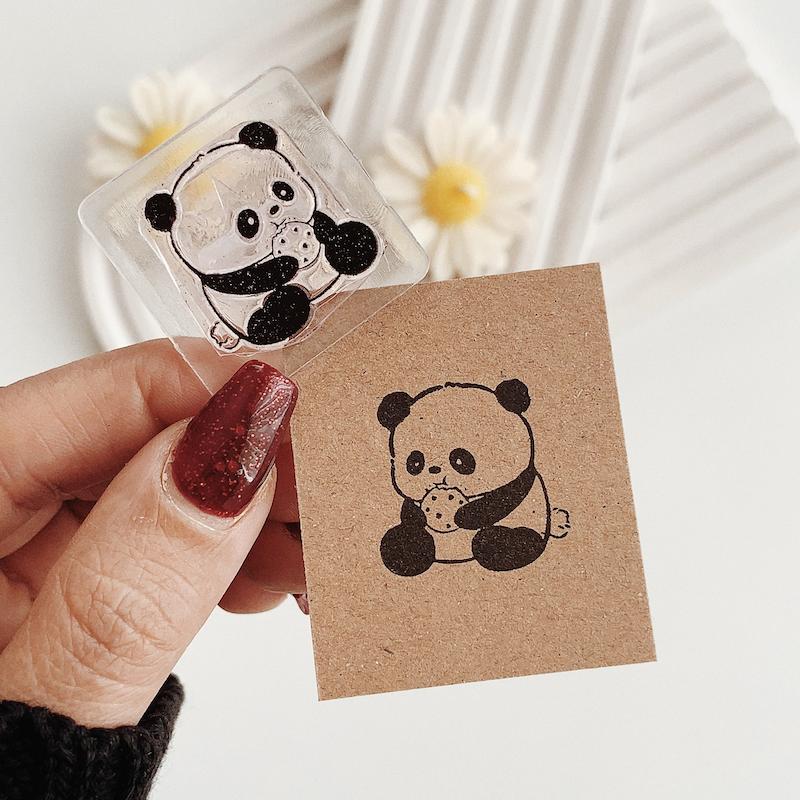 مهر ژلاتینی کد 766 ( پاندا و کوکی )