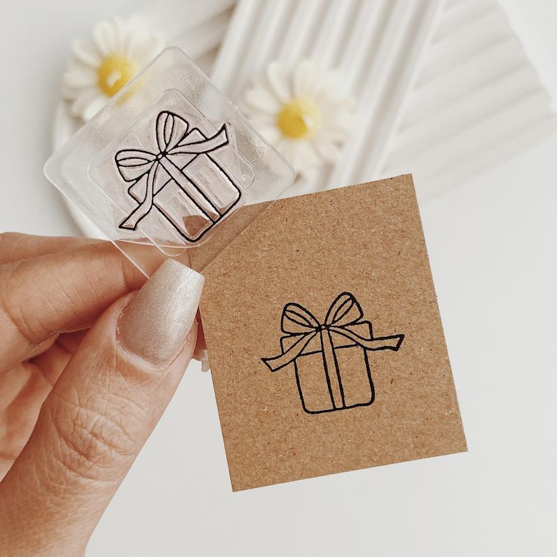 مهر ژلاتینی کد 780 ( جعبه کادو )