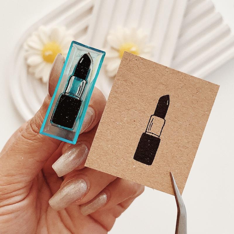 مهر ژلاتینی کد 804 ( رژ لب )