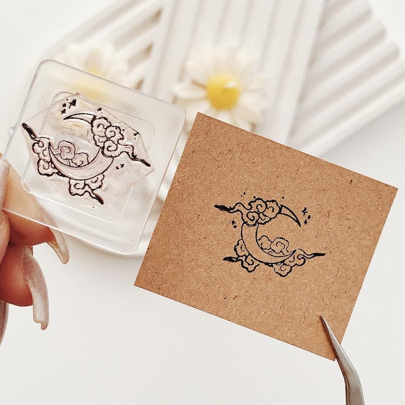 مهر ژلاتینی کد 808 ( ابر و ماه )