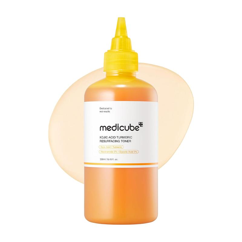 تونر کوجیک اسید و زردچوبه لایه بردار و روشن کننده مدی کیوب medicube Kojic Acid Turmeric Smoothing Toner
