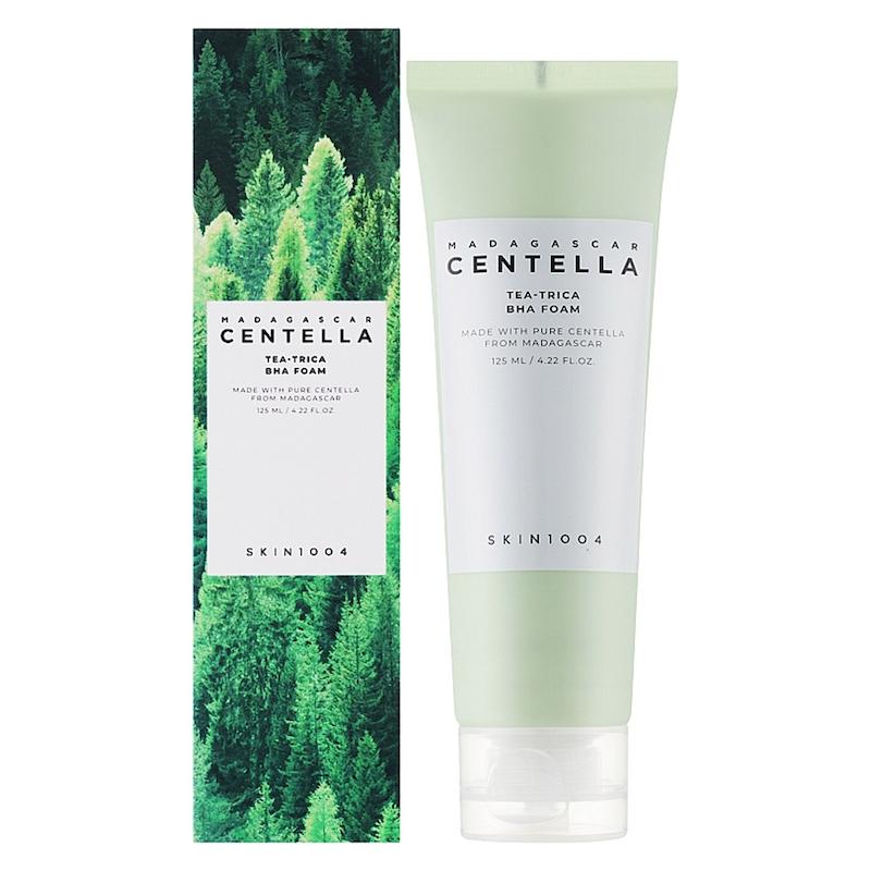 فوم شوینده ضدجوش و لایه بردار چای سبز ماداگاسکار سنتلا SKIN1004 Madagascar Centella Tea Trica BHA Foam