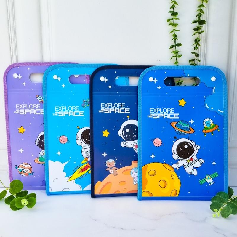 پوشه دیوایدری فضانورد