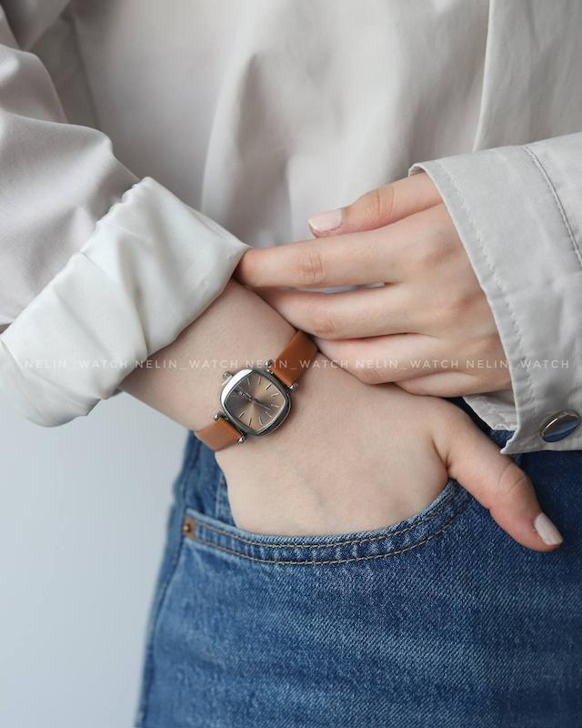 ساعت چرمی dw 