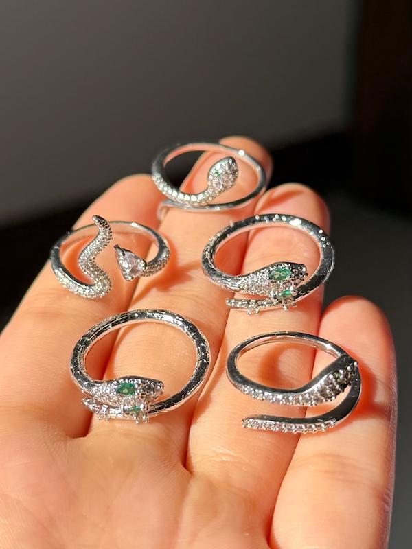 کالکشن انگشترای مار🐍