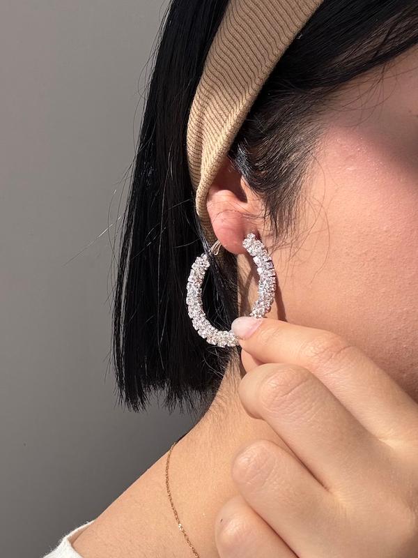 گوشواره حلقه ای فول شاین🥹