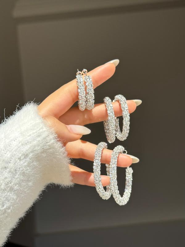 گوشواره حلقه ای فول شاین🥹