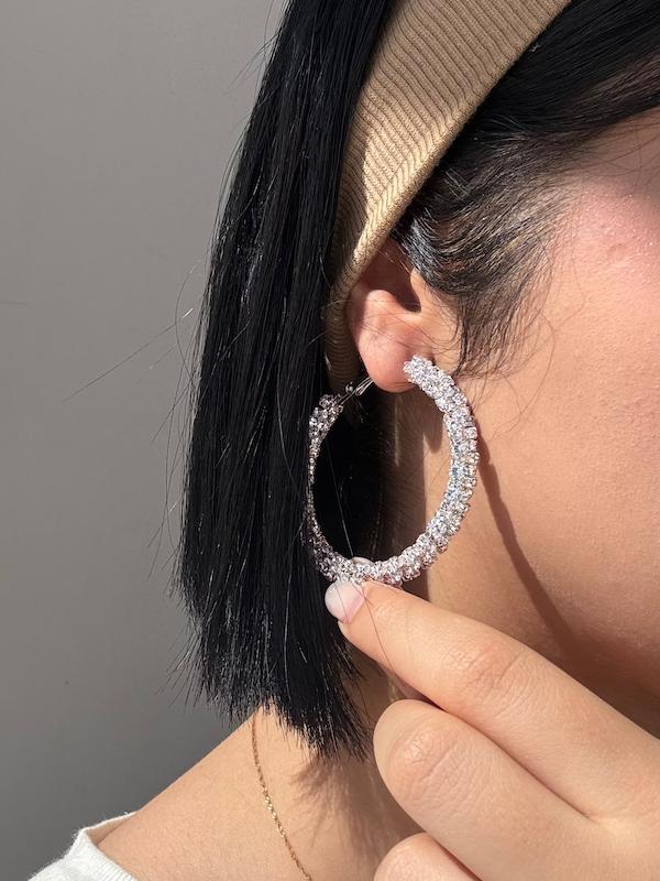 گوشواره حلقه ای فول شاین🥹