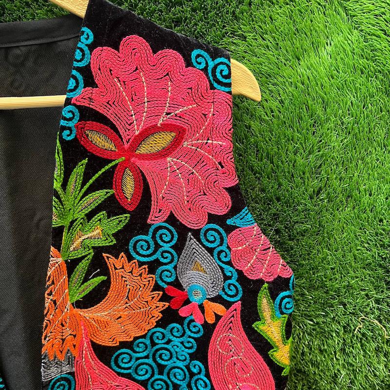 جلیقه خاص پشت هم سوزندوزی