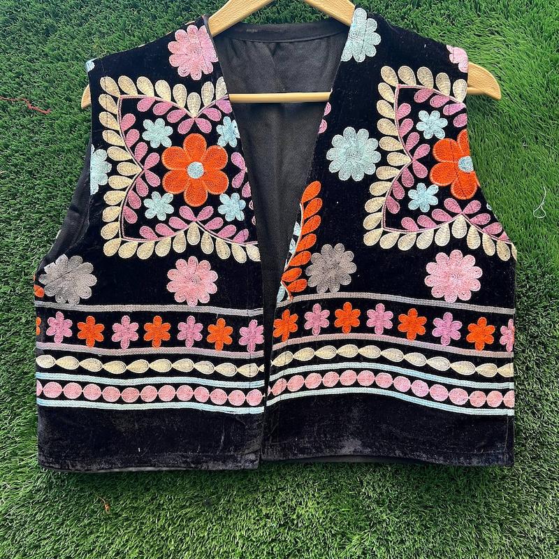 جلیقه خاص پشت هم سوزندوزی