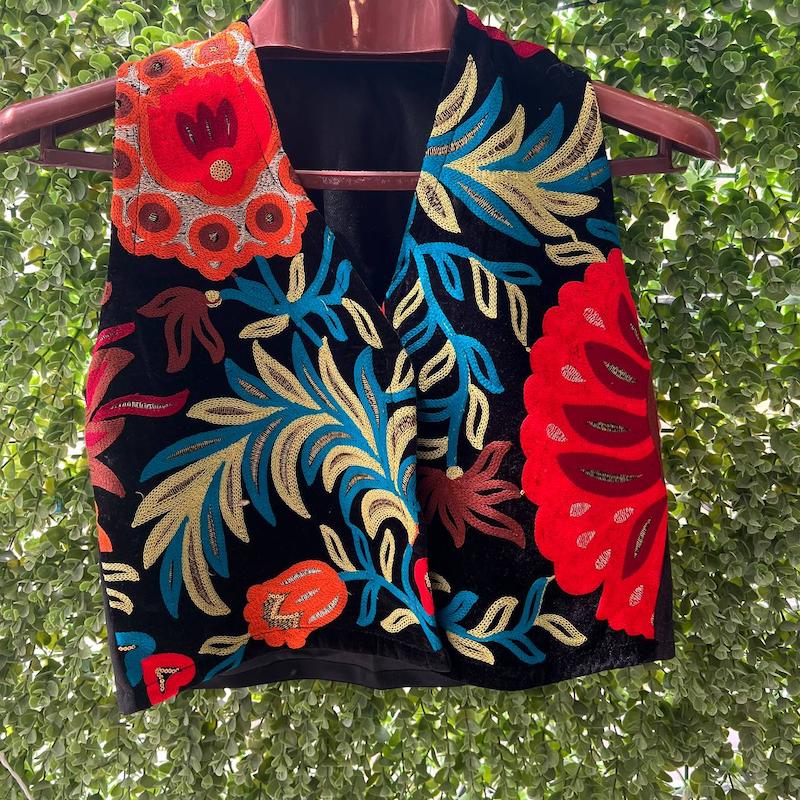 جلیقه مخمل سوزن دوزی