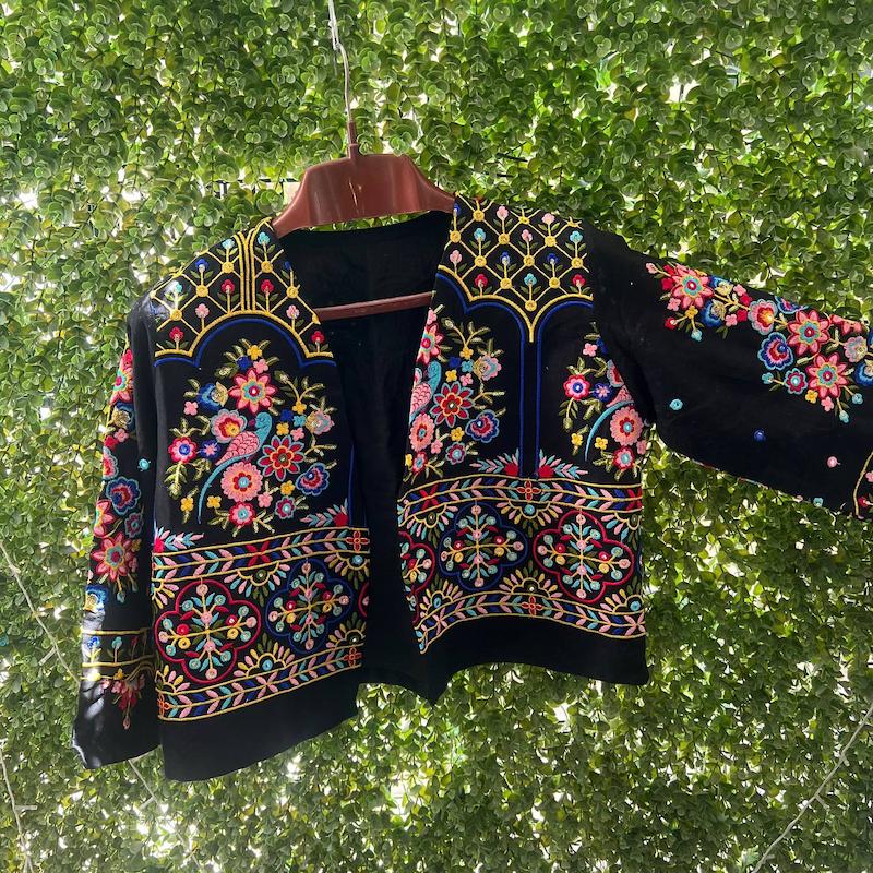 کت سوزن دوزی