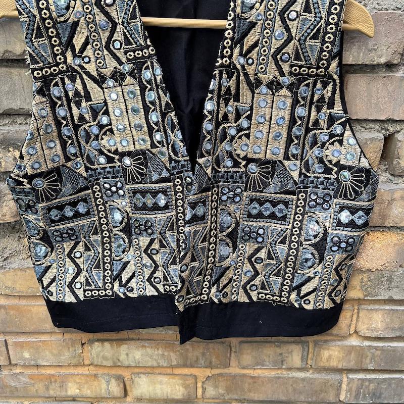 جلیقه سوزندوزی