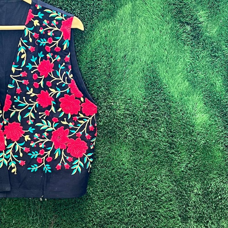 جلیقه سوزندوزی  J1