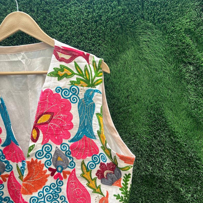 جلیقه سوزندوزی سایز بزرگ   J9