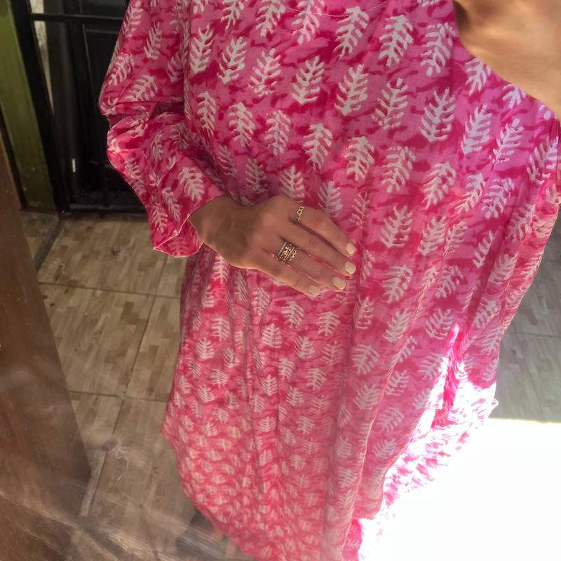 پیراهن باتیک علیهو بته جقه صورتی 