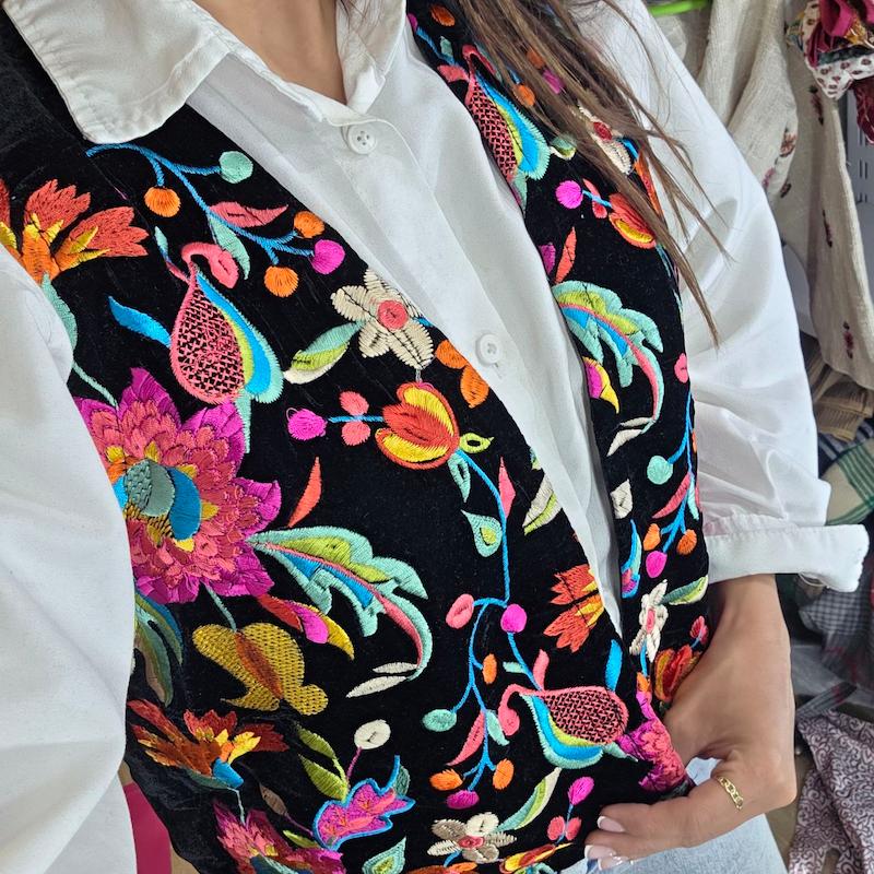 جلیقه مخمل j11