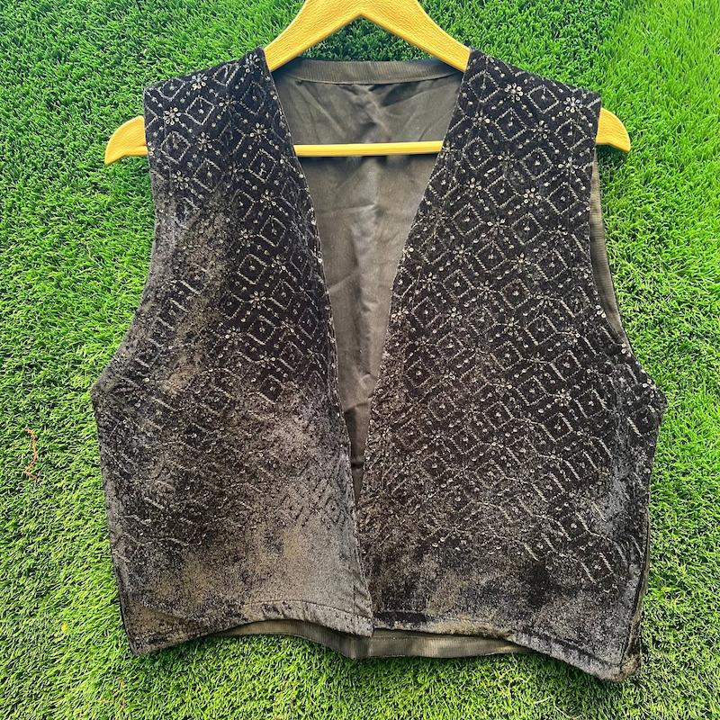 جلیقه مخمل jm1