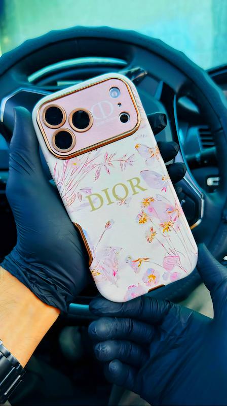 قاب DIOR صورتی