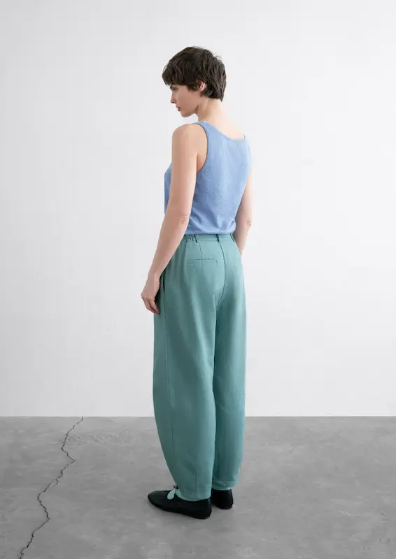 Tailored Curved Trouser