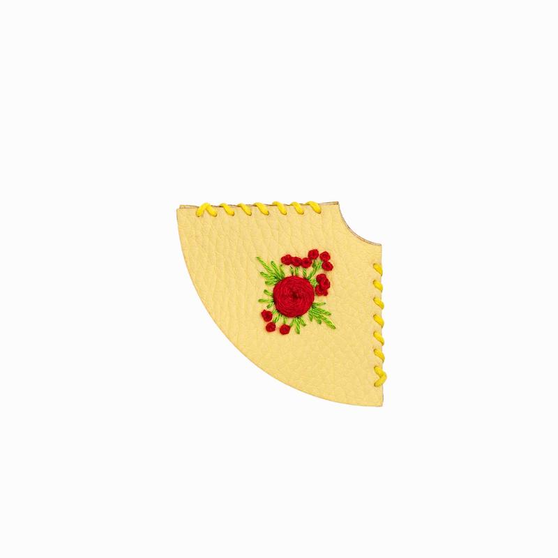 گوشه گیر کتاب چرمی نشانک مدل Eb25