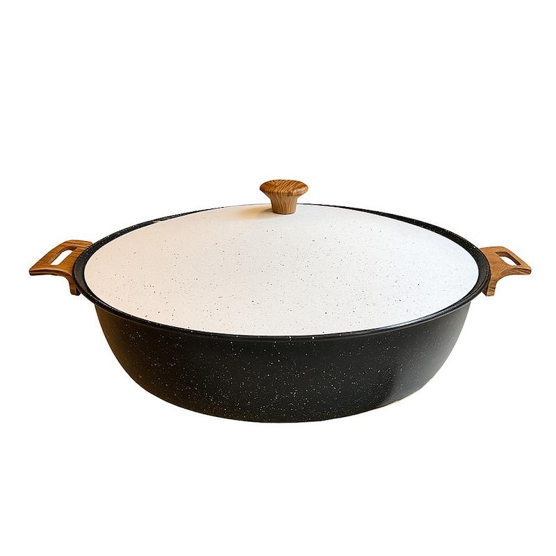 ماهیتابه چدن گرانیتی هاناتک سایز ۴۵ رنگ مشکی در سفید
