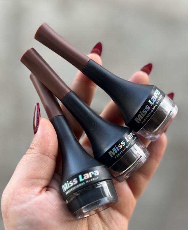 خط چشم‌ژله ای کاسه ای تک +براش مخصوص میس لارا