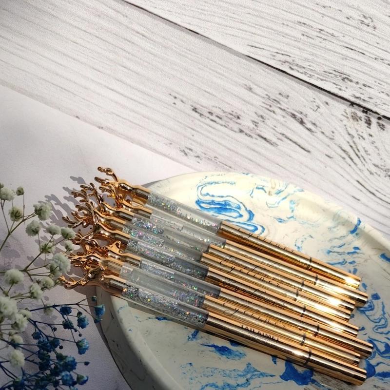 خط چشم ماژیکی گوزنی 
