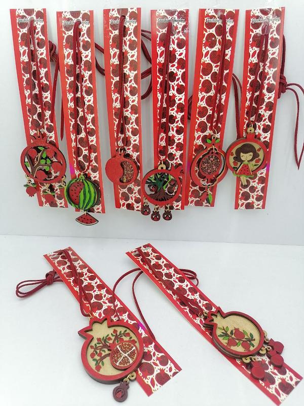 گردنبند یلدایی چوبی 