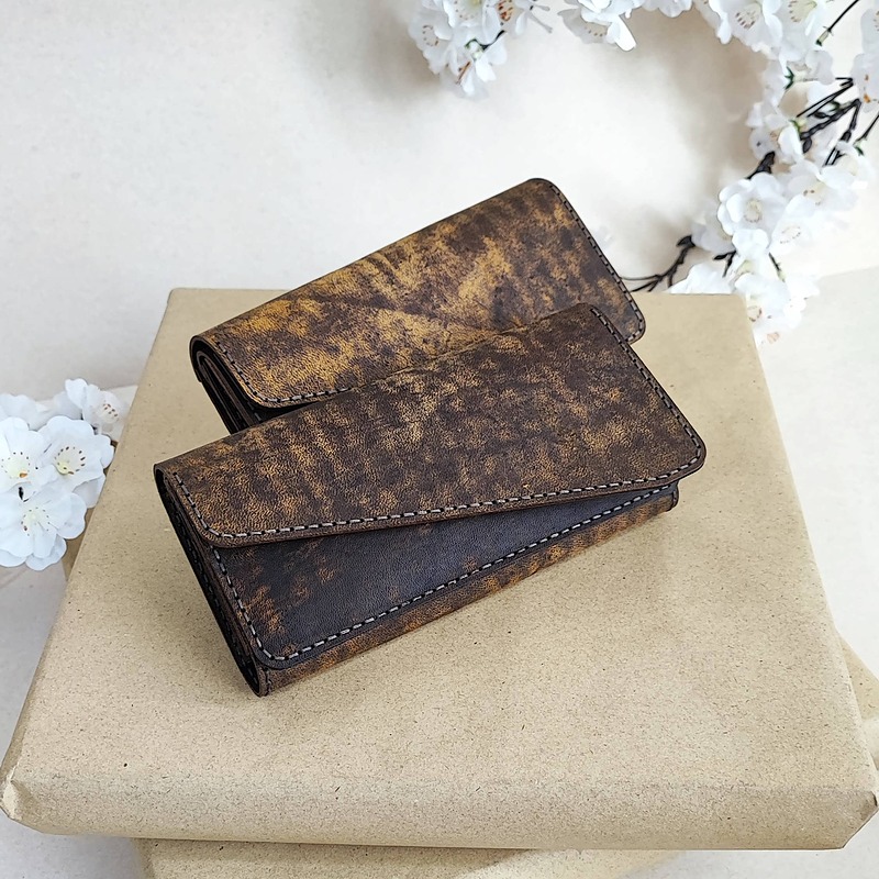 کیف پول چرم شتری تیره M2213