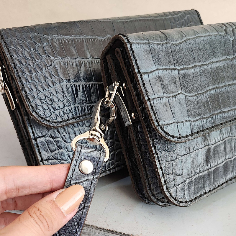 کیف زنانه چرم گاوی B1317