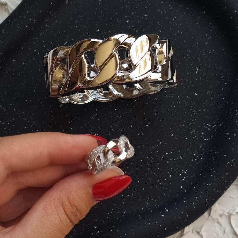 بنگل زنانه کا*رتیه