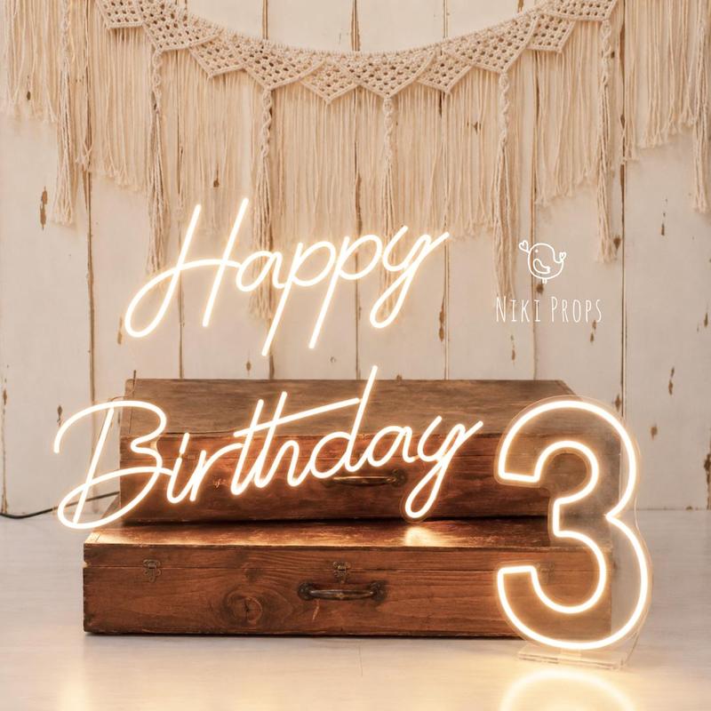 عدد 3 نئون