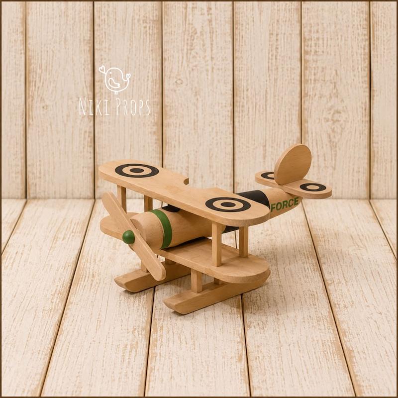 هواپیمای کوچک دکوری