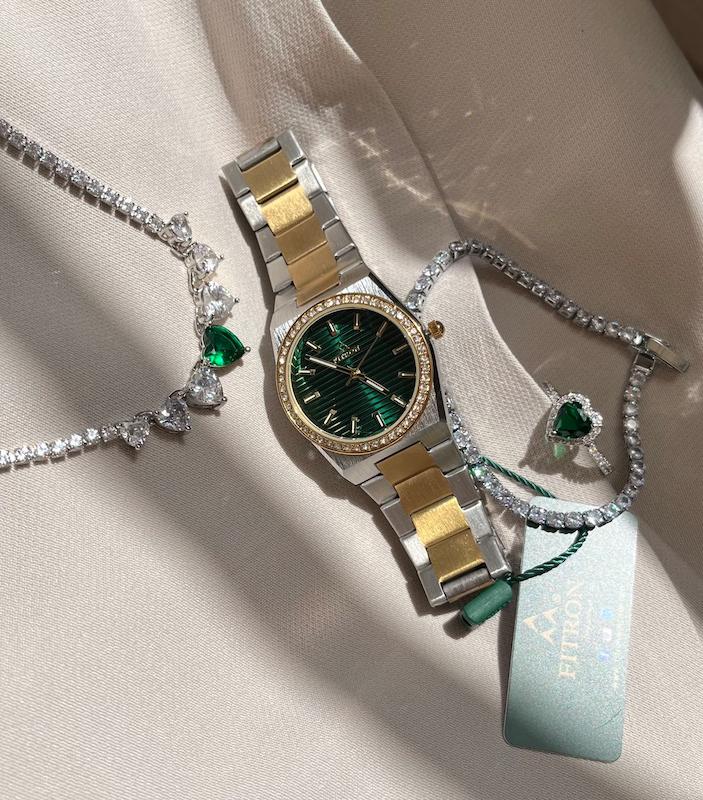 ساعت اورجینال Fitron صفحه سبز و آیتم های ست