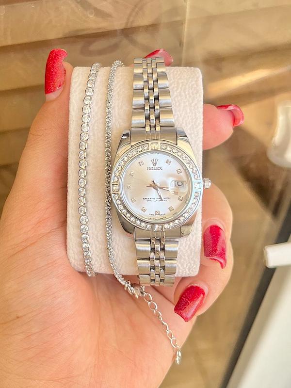 دستبند خاویاری / دستبند تنیسی نگین دار