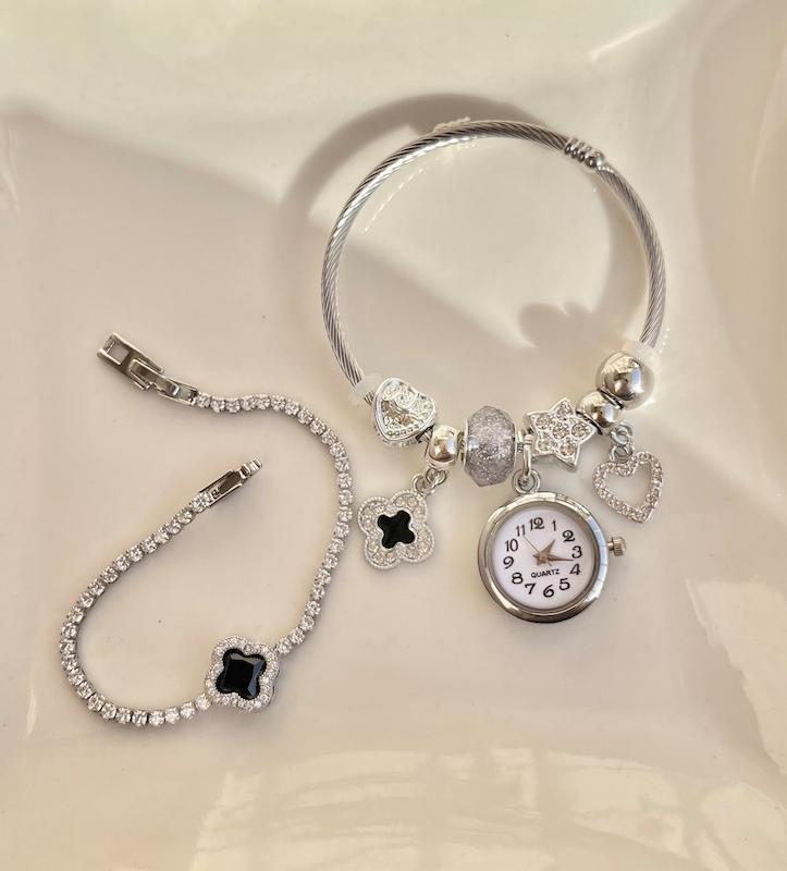 بنگل ساعت ونکلیف