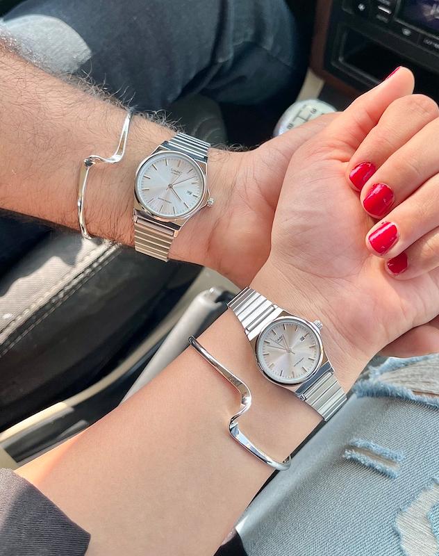 ساعت Casio و بنگل موج