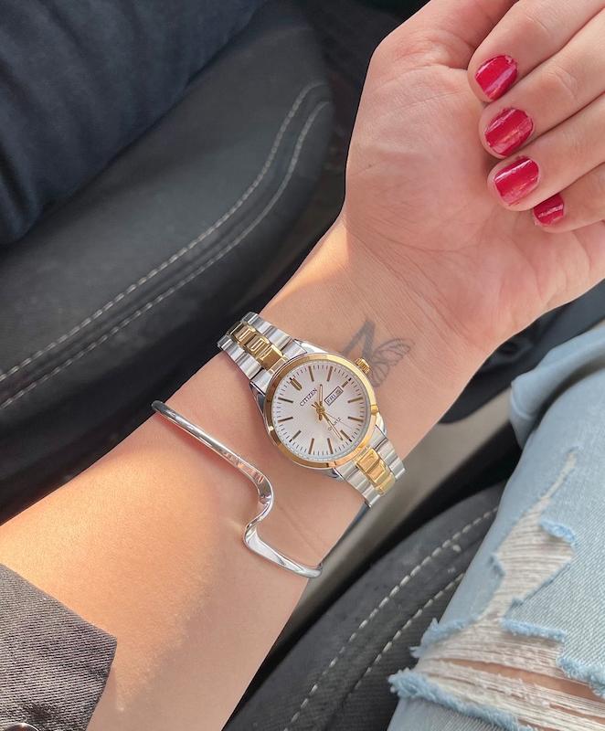 ساعت زنانه Citizen طلایی نقره ای