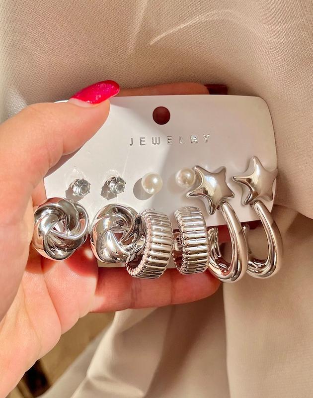 پک گوشواره نقره ای