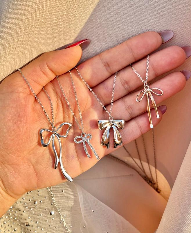 فستیوال گردنبند پاپیون نیلا کد A1