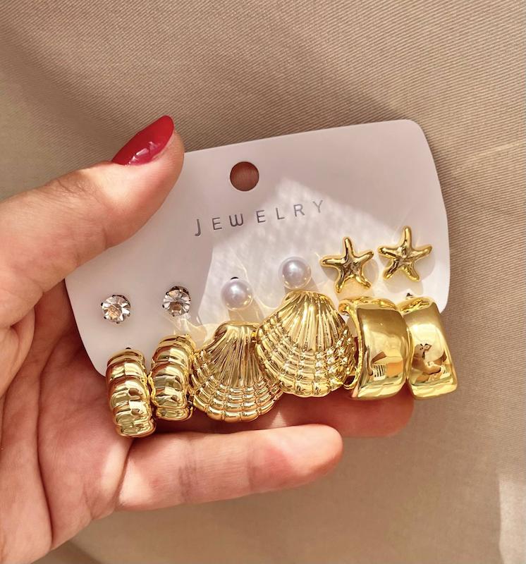 پک گوشواره طلایی