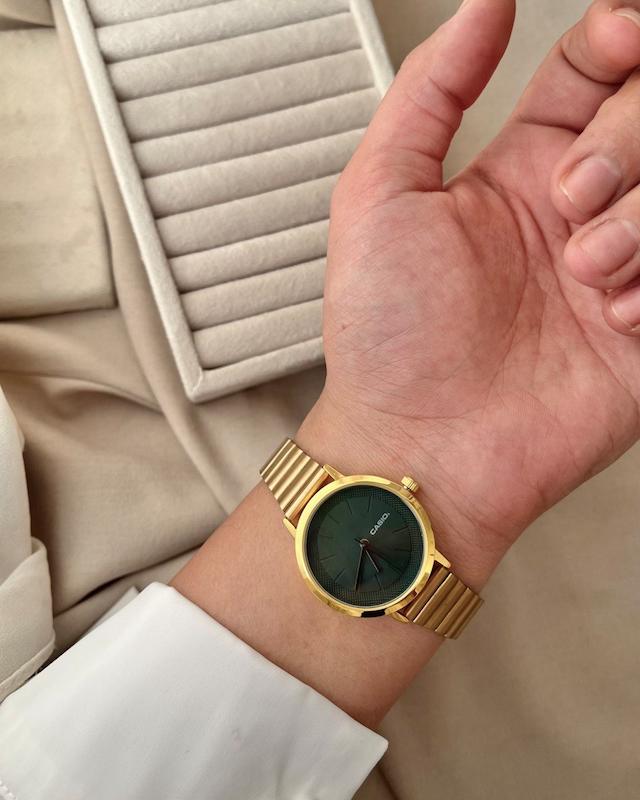 ساعت casio طلایی