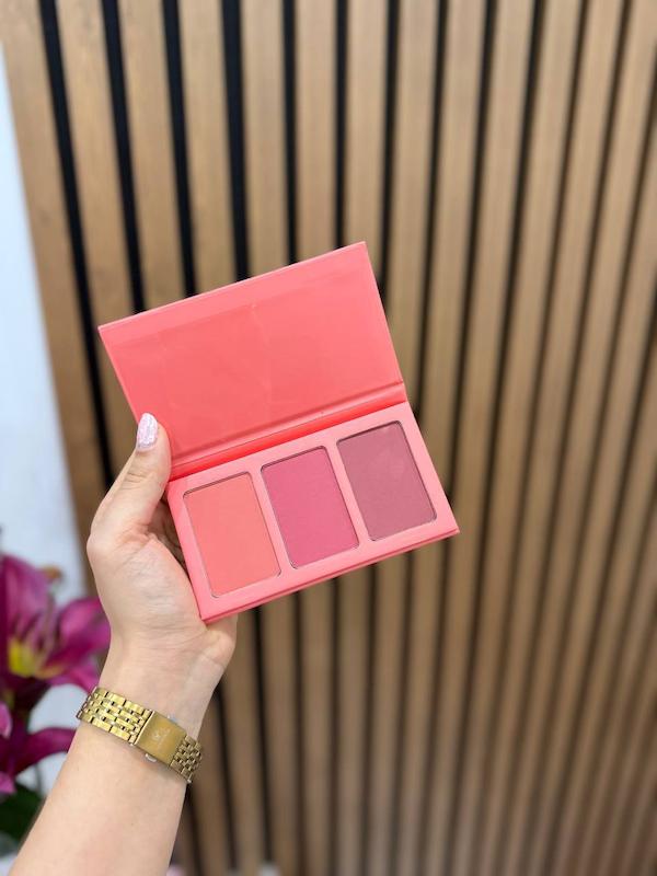 پالت رژگونه سه رنگ شیگلم