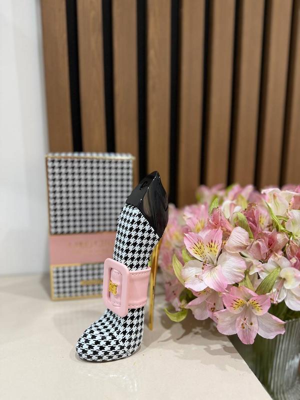 ادکلن کارولینا هررا گود گرل بلاش توید تاک